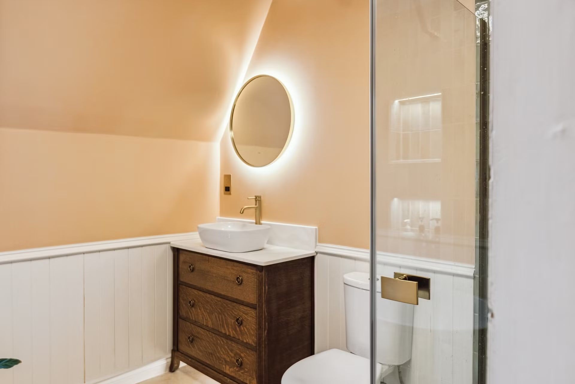 En-suite bathroom Edinburgh